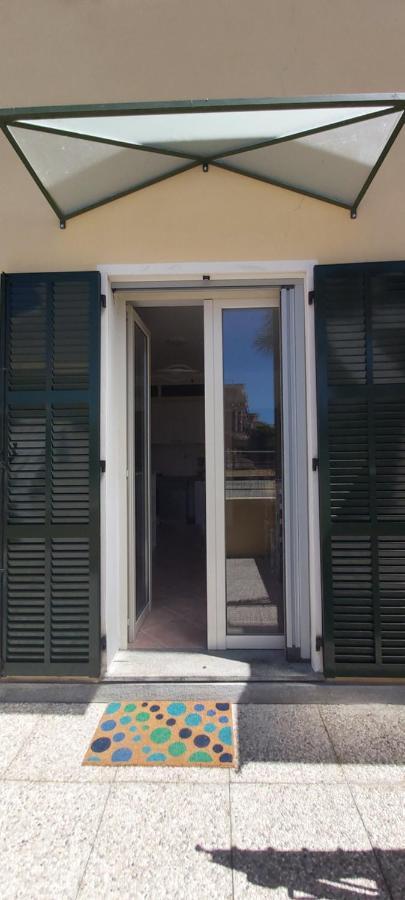 Appartamento La Spiaggia Bordighera Exterior photo